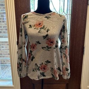 Twelve Months Tie Back Grey w/Floral Print Top Size Small